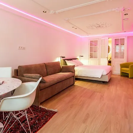 Amstel Corner فندق