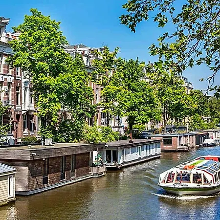 Amstel Corner 3*