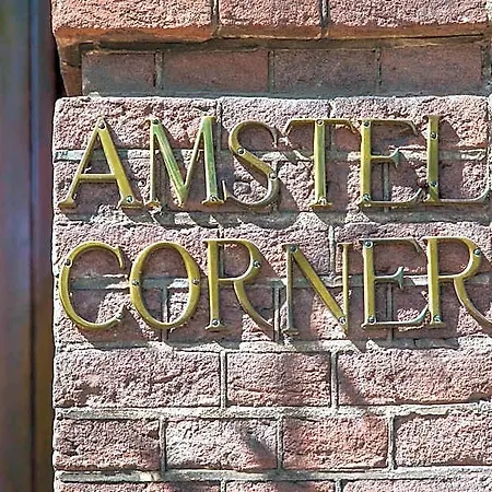 Amstel Corner فندق