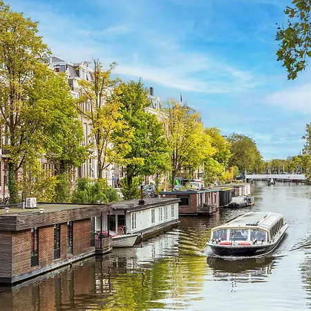 Amstel Corner Hotel