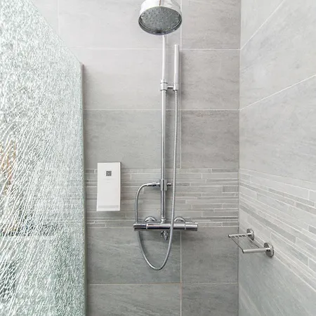Отель Amstel Corner 3*
