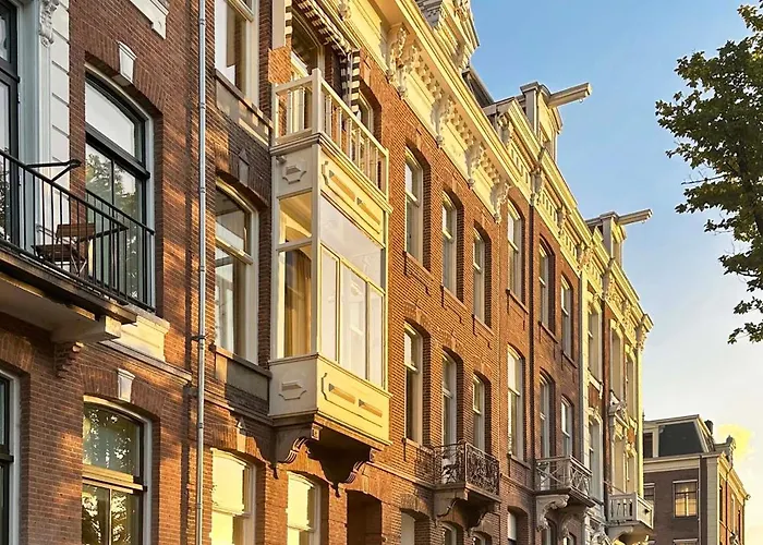 Hotel Amstel Corner 3*