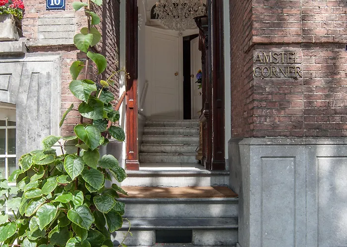 Amstel Corner Hotel