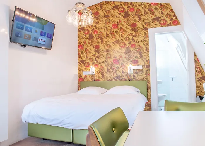 Hotel Amstel Corner 3*