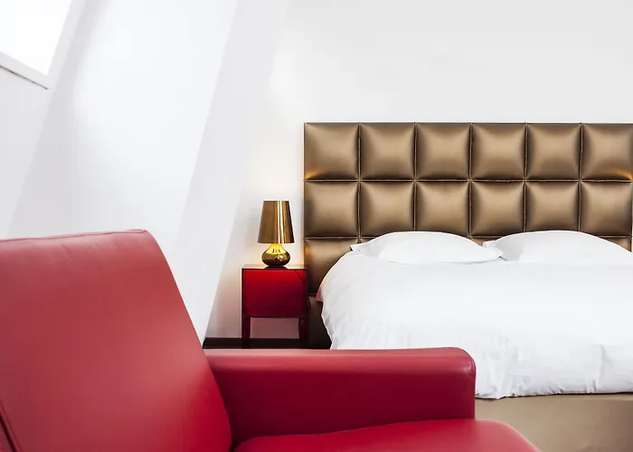 Hotel Amstel Corner 3*