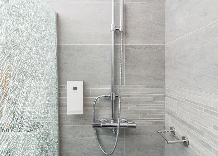 Amstel Corner Hotel 3*