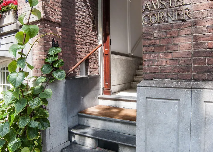 Amstel Corner Hotel