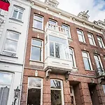Amstel Corner 3*